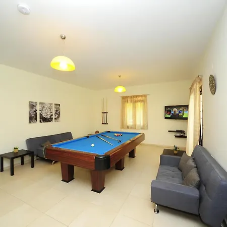 Vilă Orsalia With Private Pool